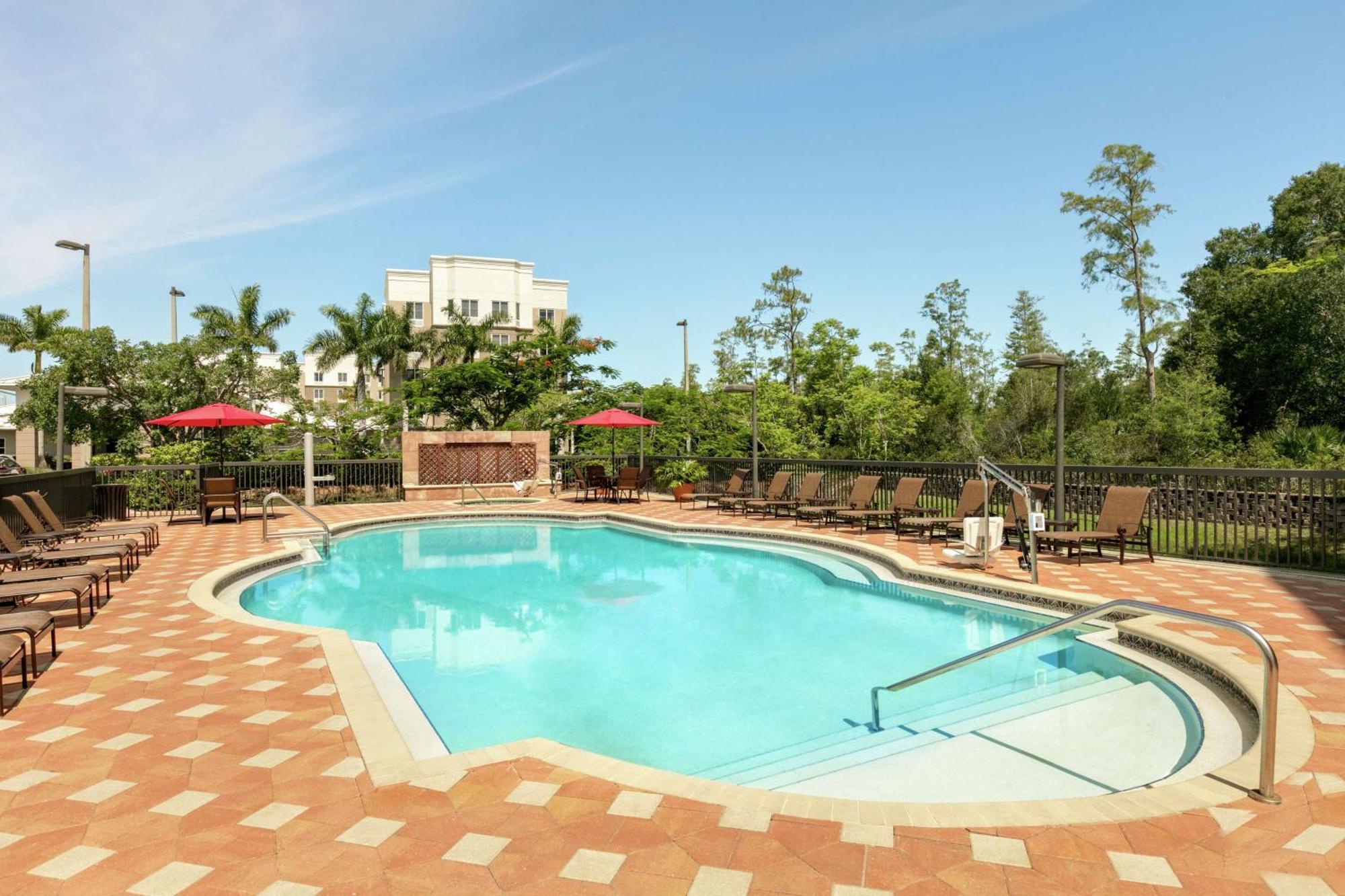 Hilton Garden Inn Fort Myers Airport/Fgcu Buitenkant foto